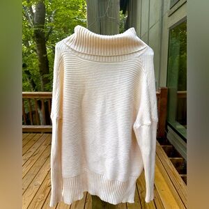 Drrita Women’s White Cowl Neck Sweater - Medium